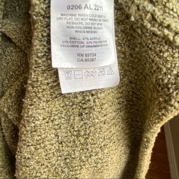 Columbia Rolled V-Neck long sleeve Nubby boucle Kn - Picture 4 of 7